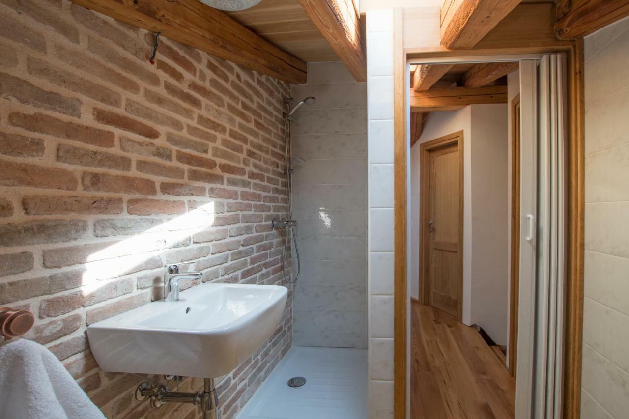 Lana House With Apartments Petrovija Ngoại thất bức ảnh